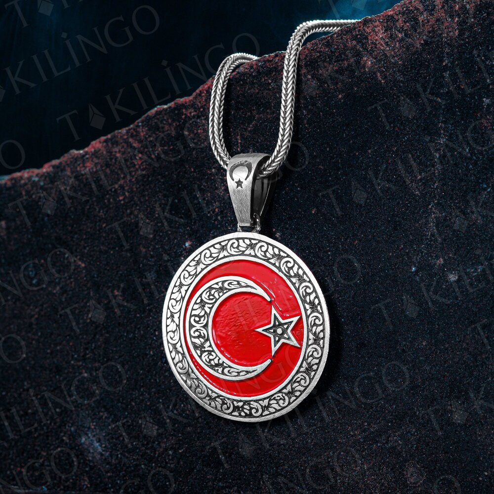 925 Ayar Gümüş Granür İşlemeli Kırmızı Ayyıldız Model Erkek Kolye