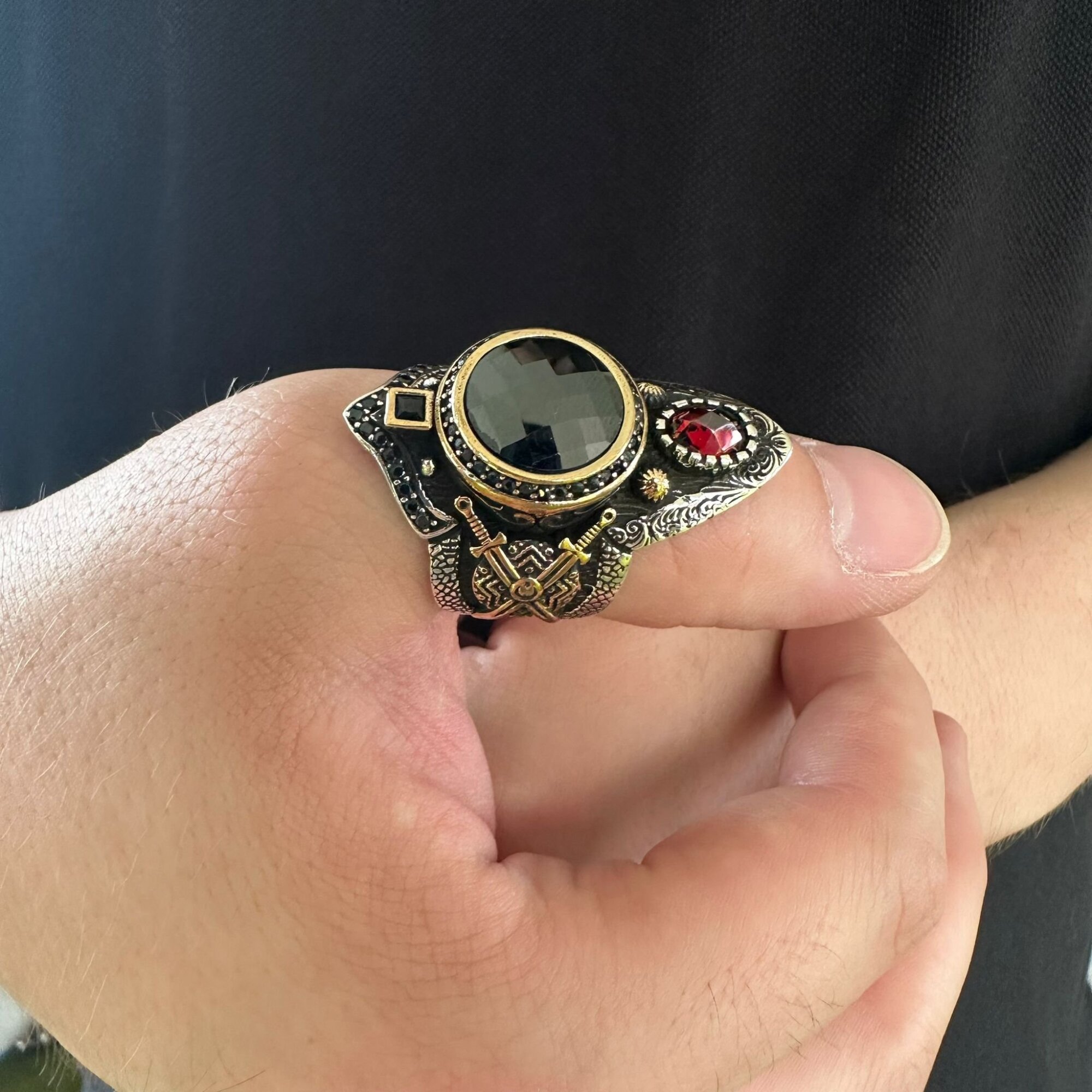 925 Ayar Gümüş Zirkon Taşlı Ayarlanabilir Zihgir(Başparmk)Model Kılıç İşlemeli Erkek Yüzük - 3